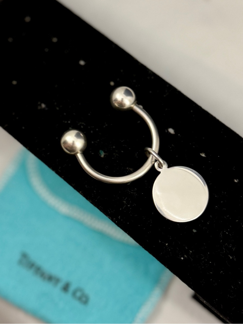 TIFFANY & CO. Sterling Silver Blank Circle Tag Screwball Key Chain Ring